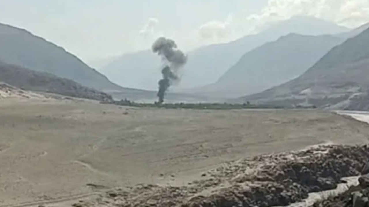 পাকিস্তানের গিলগিত-বালতিস্তান প্রশাসনিক অঞ্চলে হেলিকপ্টার বিধ্বস্ত