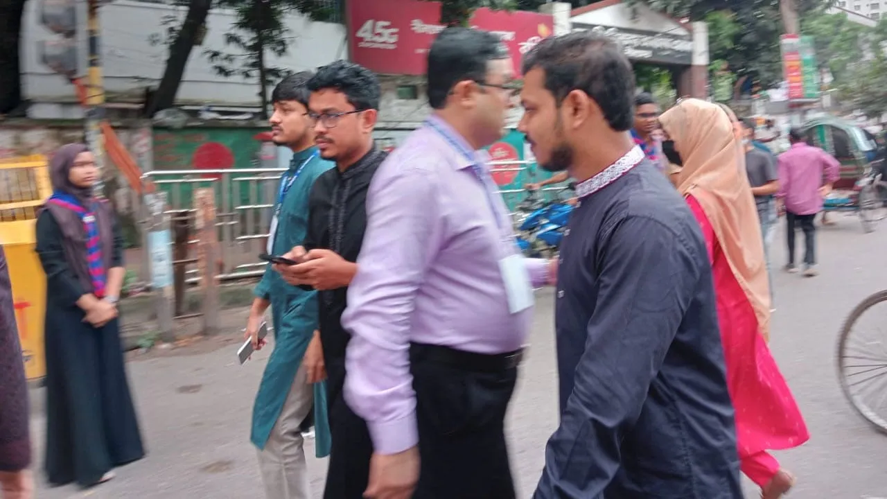 সাদিক কায়েম এবং বিন ইয়ামিন মোল্লা