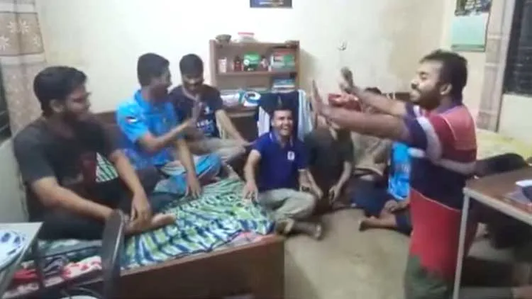 ভিডিও থেকে নেওয়া