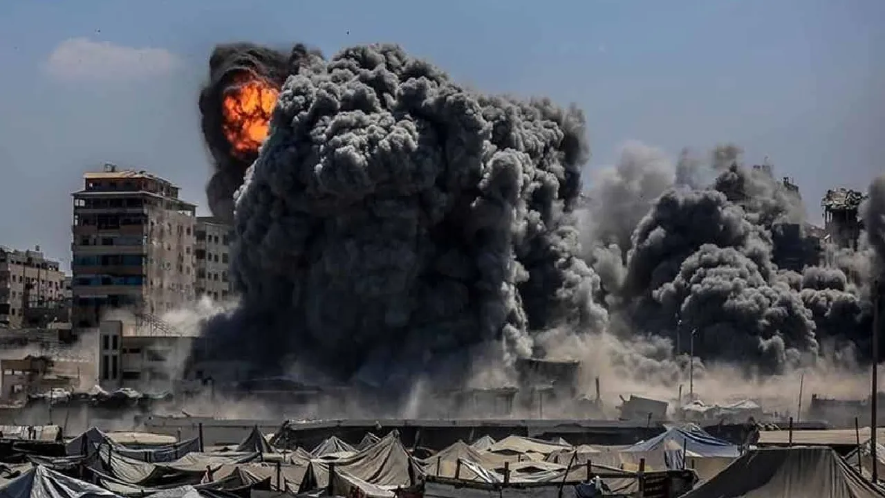 গাজা সিটিতে ইসরায়েলি বিমান হামলা