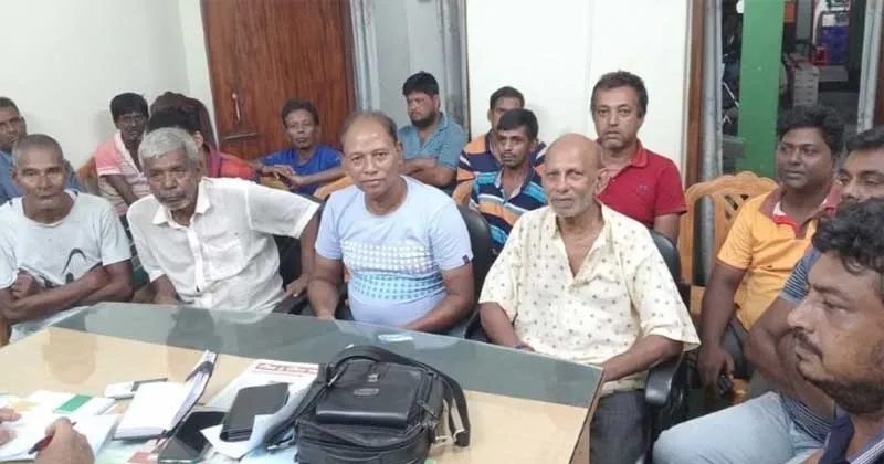 রবিবার (১৪ সেপ্টেম্বর) দুপুরে জেলা জামায়াত কার্যালয়ে প্রাথমিক সদস্যপদ গ্রহণের মাধ্যমে তারা আনুষ্ঠানিকভাবে সংগঠনে যোগ দেন।