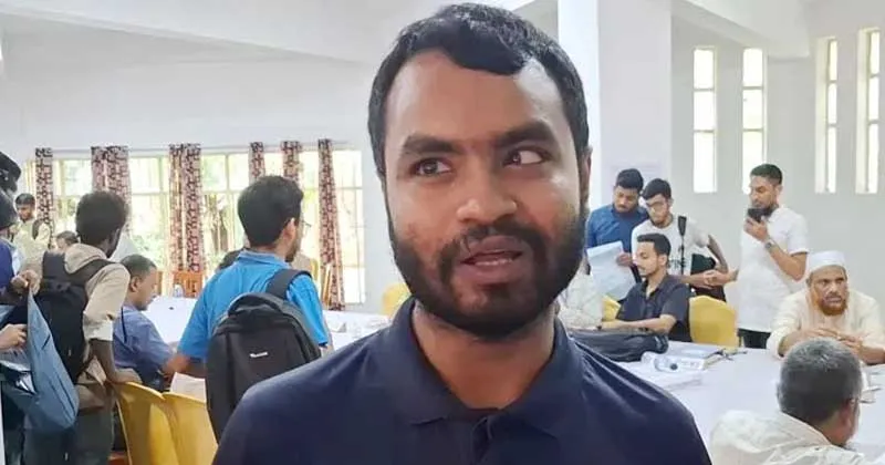 দৃষ্টিপ্রতিবন্ধী ও সনাতন ধর্মাবলম্বী শিক্ষার্থী আকাশ দাশ