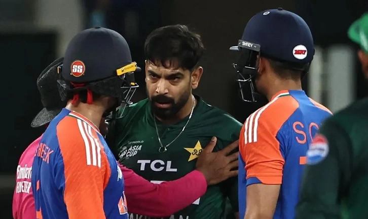 এশিয়া কাপের প্রথমবারের মতো ফাইনালে মুখোমুখি হচ্ছে ভারত ও পাকিস্তান।