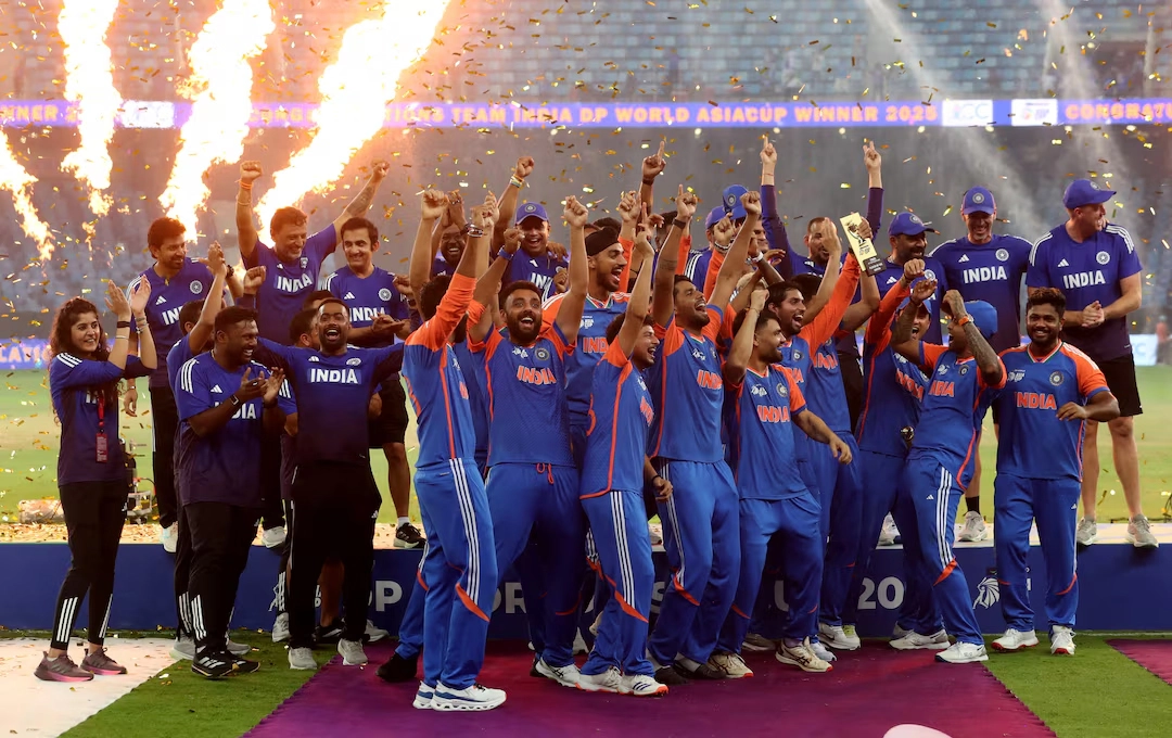 পাকিস্তানকে হারিয়ে এশিয়া কাপের নবম শিরোপা জিতল ভারত