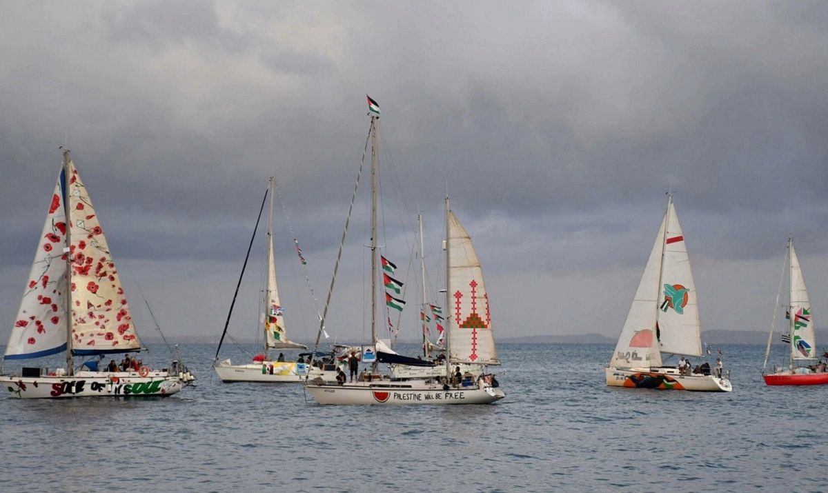 গাজামুখী নৌবহর থেকে সরে দাঁড়াল ইতালি