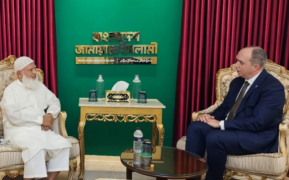 জামায়াতে ইসলামীর সম্মানিত আমীর ডা. শফিকুর রহমানের সঙ্গে ঢাকায় নিযুক্ত রিপাবলিক অব কসোভোর মান্যবর রাষ্ট্রদূত মি. লুলজিম প্লানা সৌজন্য সাক্ষাৎ করেন