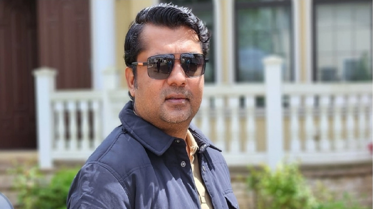 উপস্থাপক ও অভিনেতা শাহরিয়ার নাজিম জয়