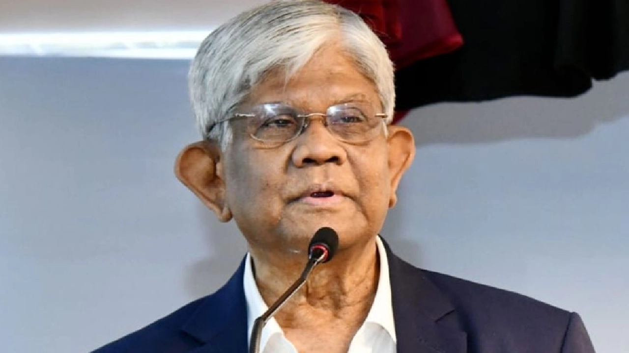 অর্থ উপদেষ্টা সালেহউদ্দিন আহমেদ