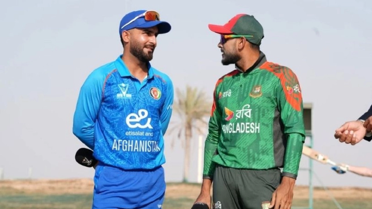 দুই দলের দুই অধিনায়ক