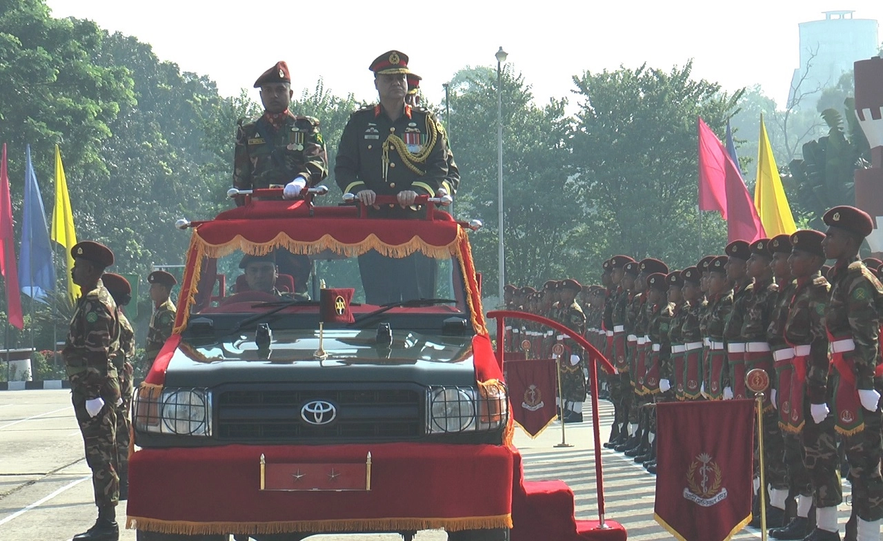 আর্মি মেডিকেল কোর রিক্রুট ব্যাচ-৮২ এর কুচকাওয়াজ প্যারেডে অনুষ্ঠিত