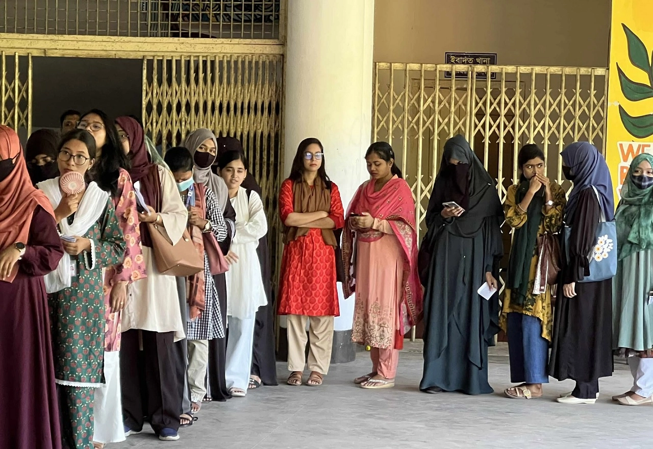 চাকসু নির্বাচনের ভোটগ্রহণ চলছে