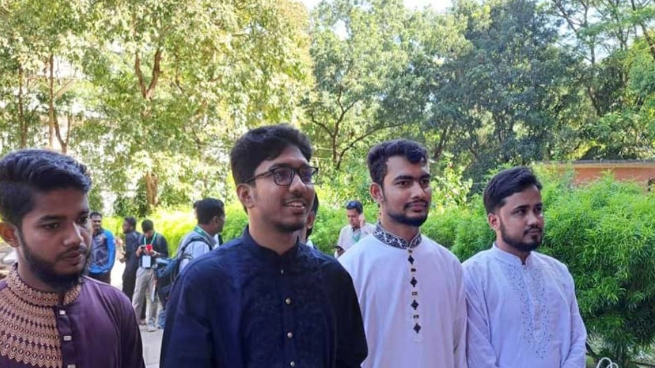 শিবিরের জিএস প্রার্থী