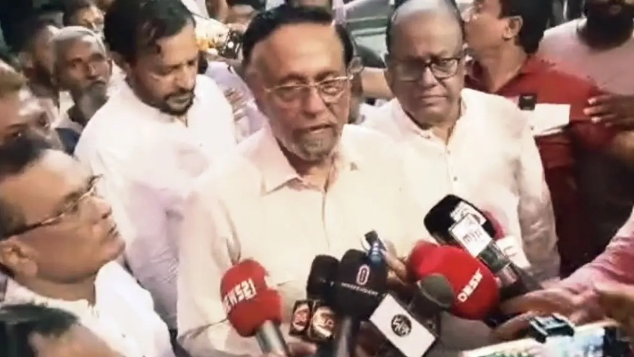 লিবারেল ডেমোক্রেটিক পার্টি (এলডিপি) সভাপতি কর্নেল (অব.) অলি আহমদ