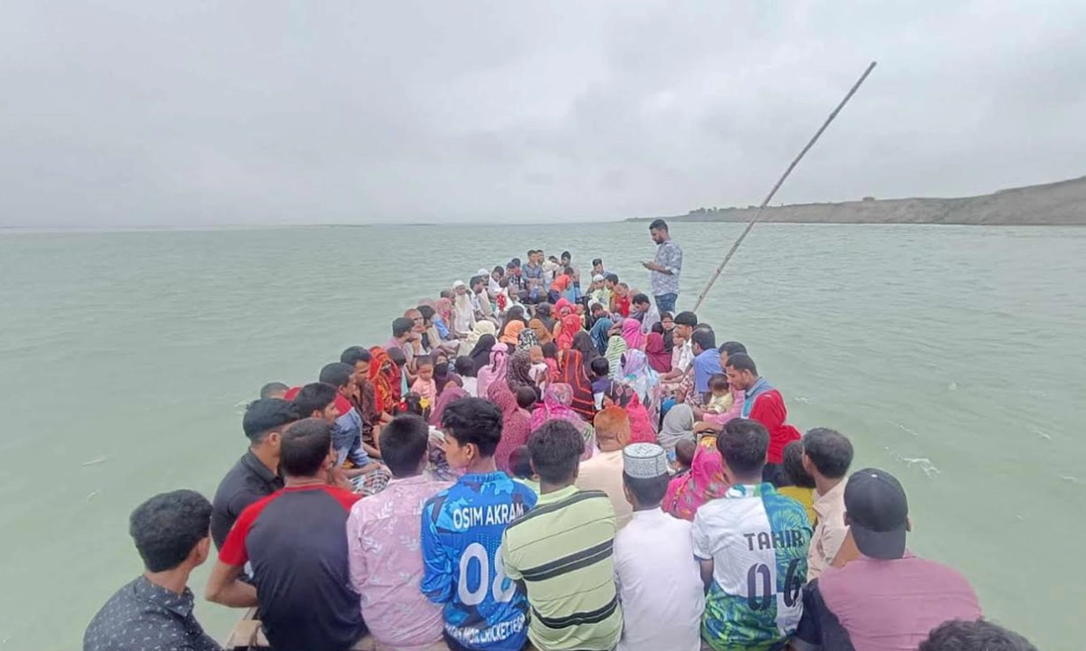 পদ্মায় জিম্মি চরাঞ্চলের দুটি ইউনিয়নের কয়েক হাজার বাসিন্দা