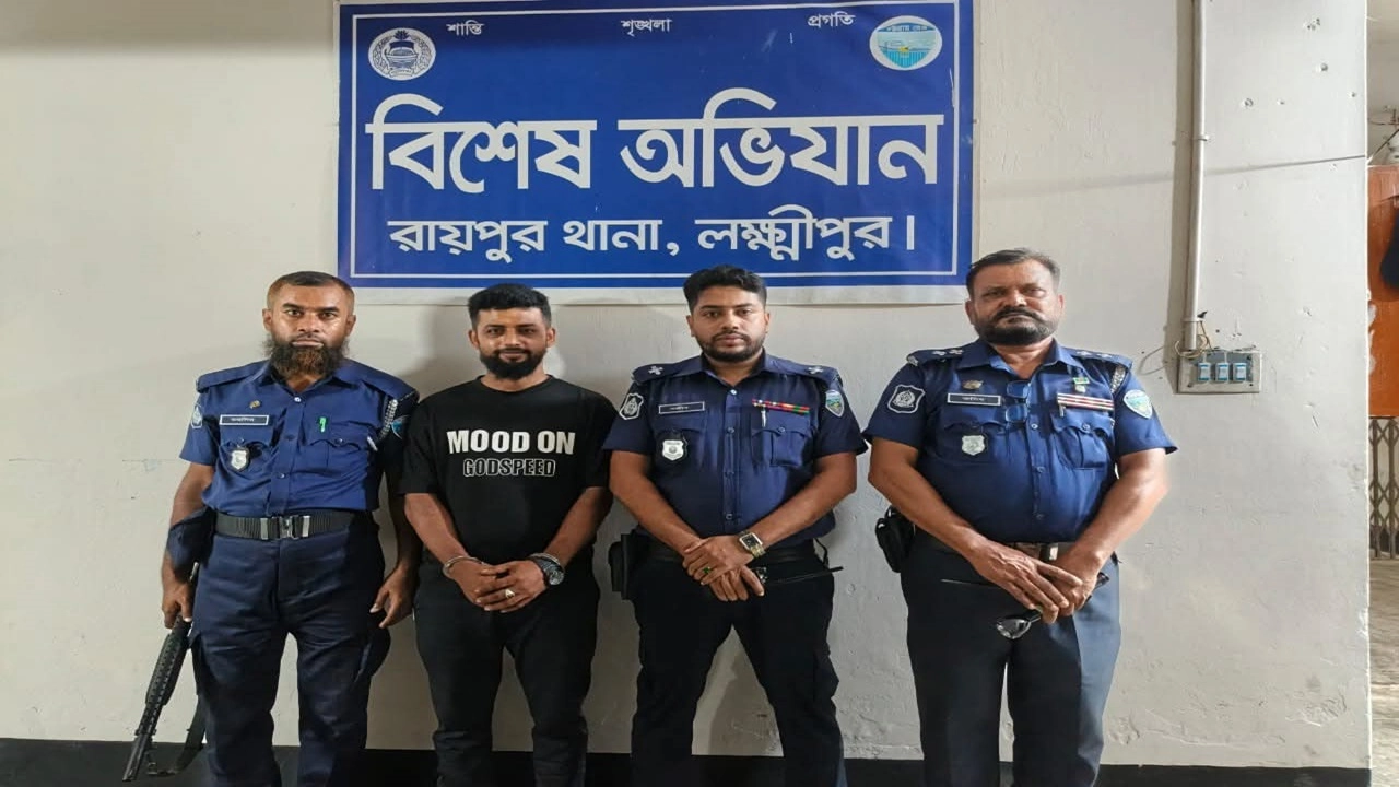 রাকিবকে গ্রেফতার করা হয়েছে