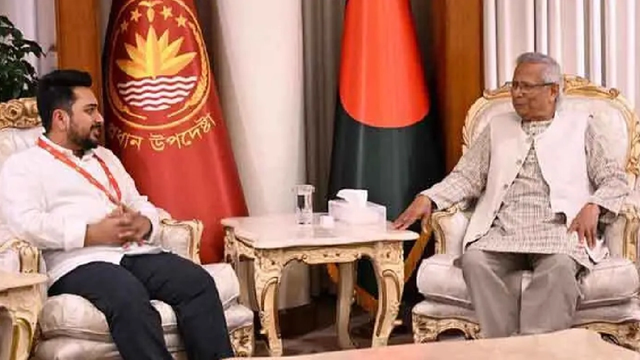 এনসিপির সঙ্গে বৈঠকে প্রধান উপদেষ্টা