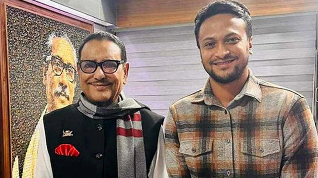 আওয়ামী লীগের সাধারণ সম্পাদকের সঙ্গে সাকিব আল হাসান