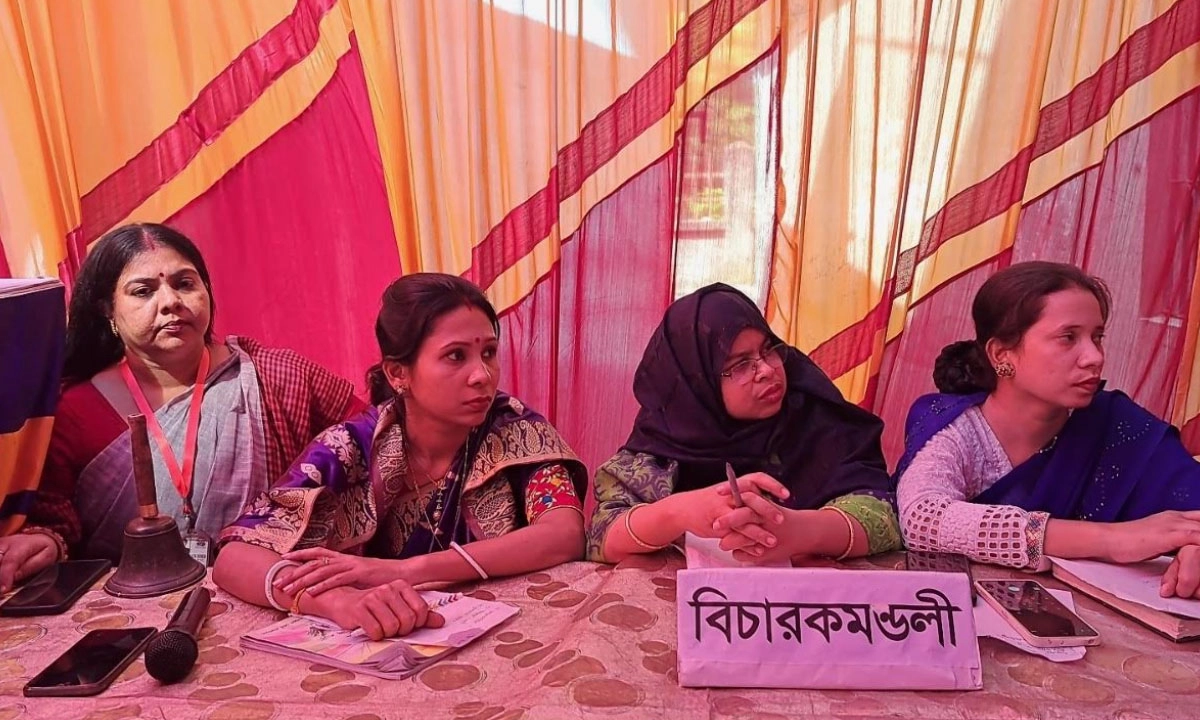 ঝিনাইদহে ক্ষুদে শিক্ষার্থীদের বির্তক প্রতিযোগীতা