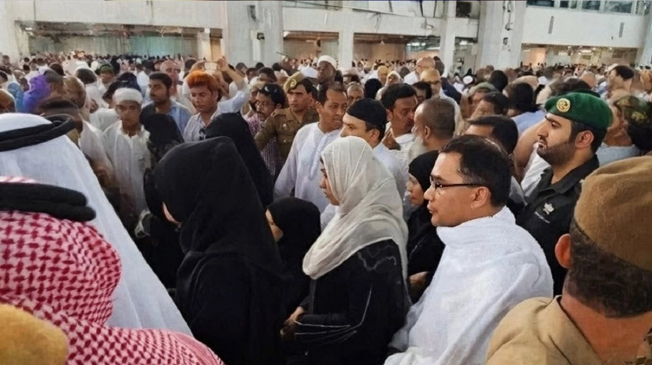 বিএনপির ভারপ্রাপ্ত চেয়ারম্যান তারেক রহমান