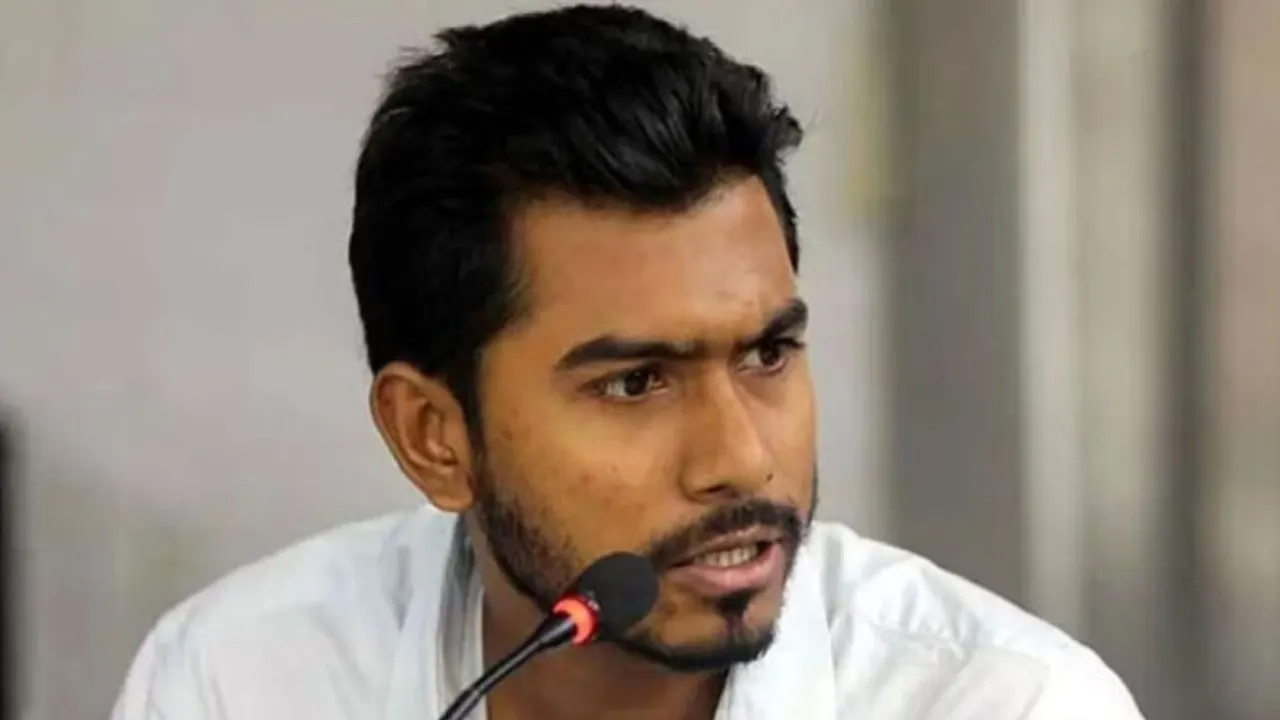 গণ অধিকার পরিষদের সভাপতি নুরুল হক নুর