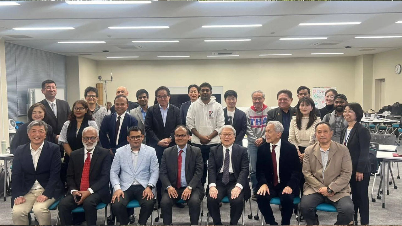 জাপান সফর শেষে দেশে ফিরেছেন বাউবি উপাচার্য