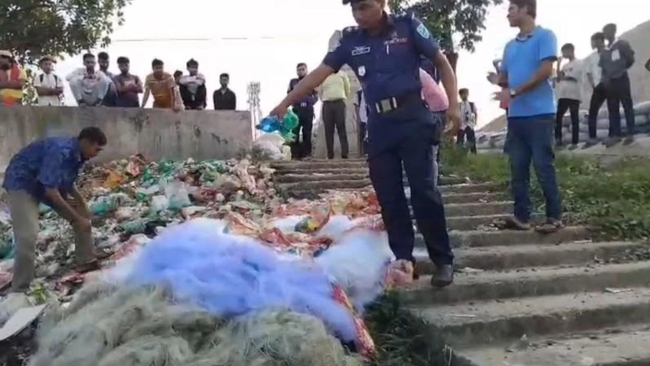 মুন্সীগঞ্জে কারেন্ট জাল ধ্বংস