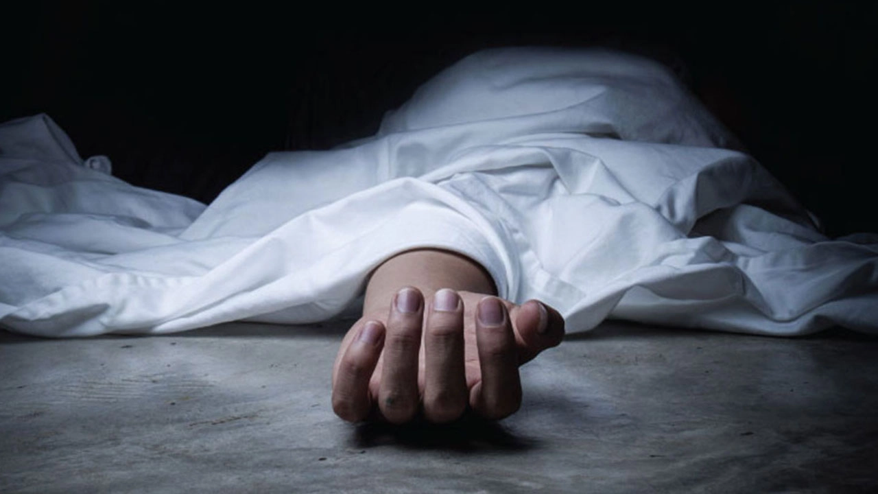 মহেশপুরে কলেজে যাওয়ার পথে প্রাণ গেল শিক্ষার্থীর