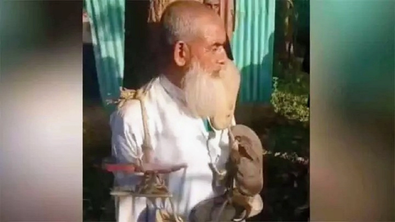 আব্দুল করিম (৬৮)