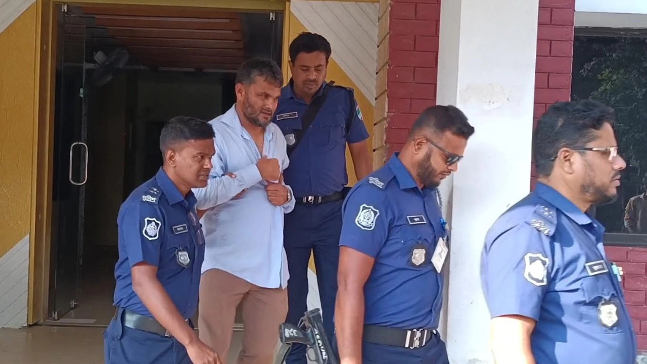 ঝিনাইদহে যুবলীগ নেতাকে পিটিয়ে পুলিশে দিলো জনতা