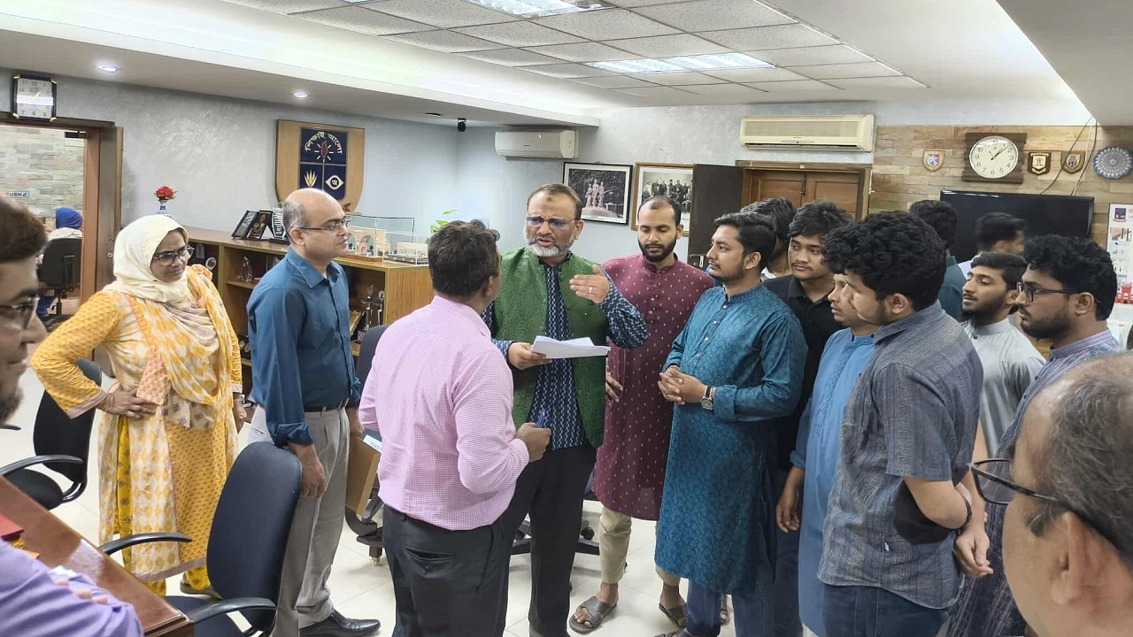 উপাচার্য বরাবর স্মারকলিপি