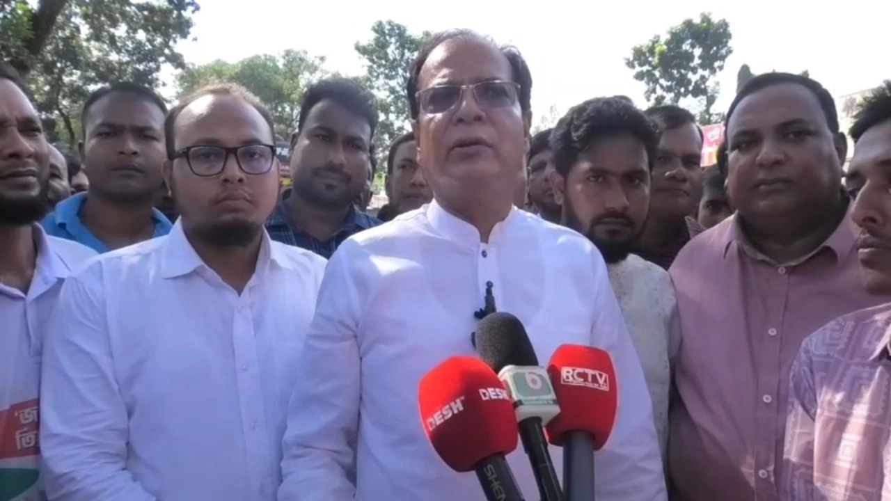 তিস্তা নদী রক্ষা আন্দোলনের প্রধান সমন্বয়ক আসাদুল হাবিব দুলু