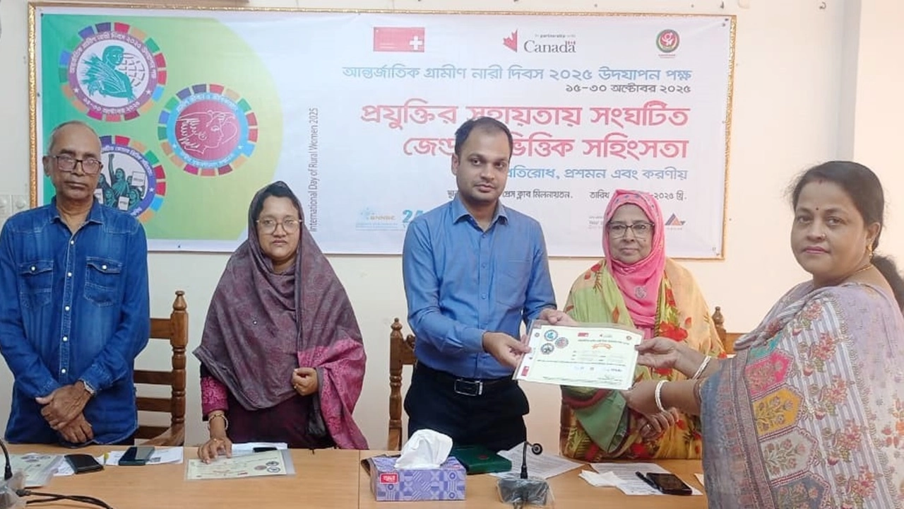 বৃহস্পতিবার (৬ নভেম্বর) সকালে পিরোজপুর প্রেসক্লাব মিলনায়তনে এ অনুষ্ঠানের আয়োজন করা হয়।