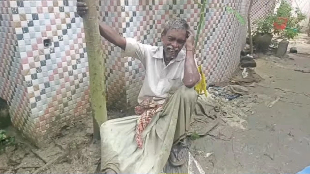 সীতাকুণ্ডে আগুনে পুড়ে নিঃস্ব হলো ৩ জেলে পরিবার