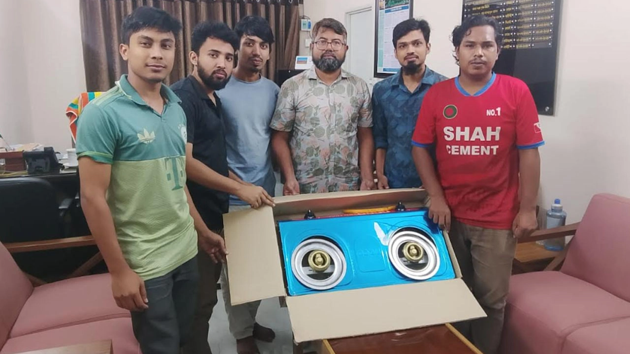 শাবিপ্রবির হলে ছাত্রদলের গ্যাসের চুলা স্থাপন