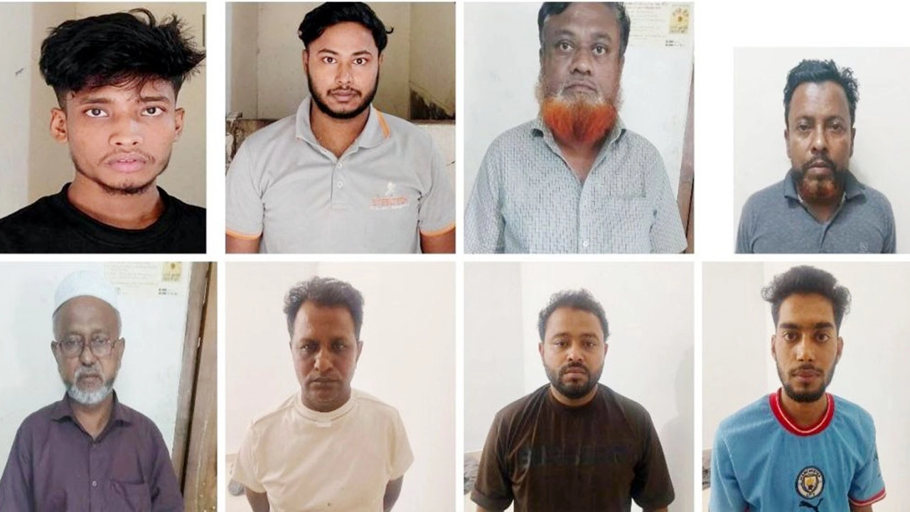 আটক কয়েকজন আ.লীগ নেতাকর্মীর ফাইল ছবি