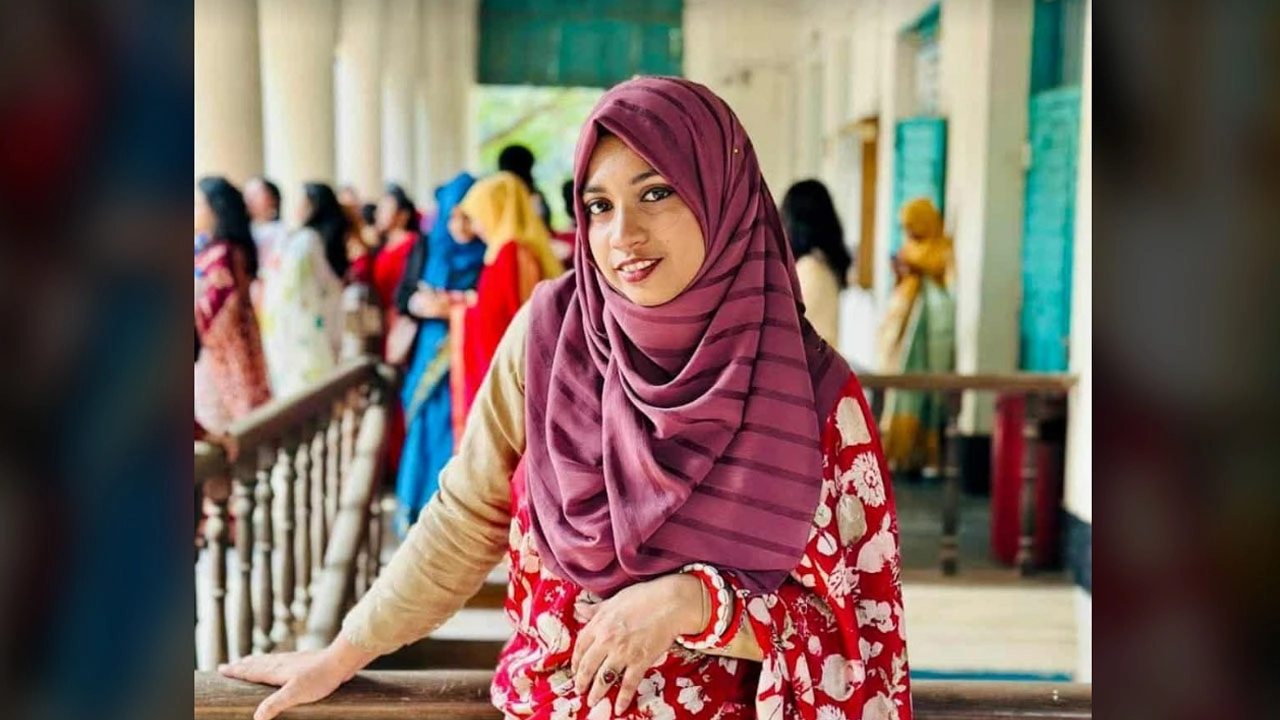 জবি শিক্ষার্থী ফাতেমাতুজ জোহরা ইমু