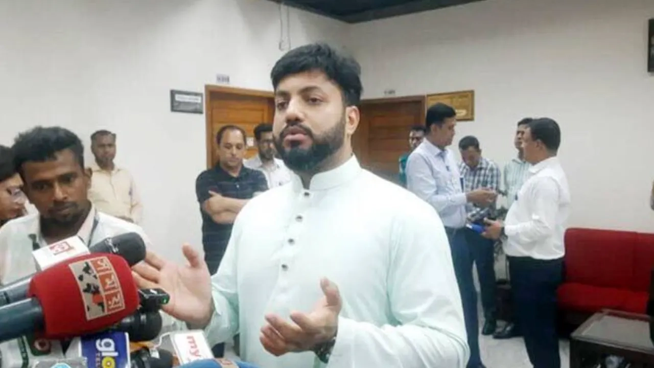 ইশরাক হোসেন-ফাইল ছবি