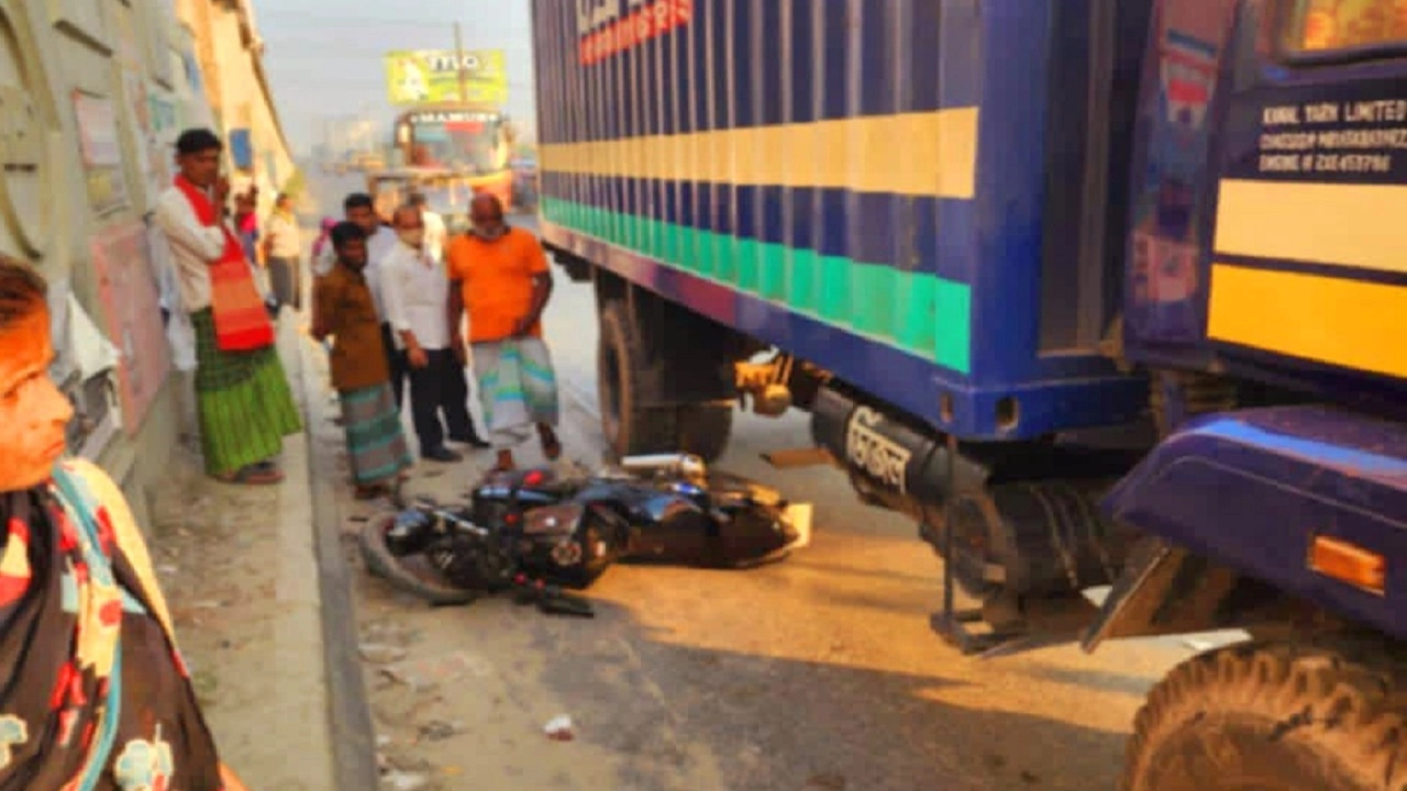 সাইনবোর্ড-চাষাড়া লিংক রোডে সড়ক দুর্ঘটনায় এক নারী গুরুতর আহত