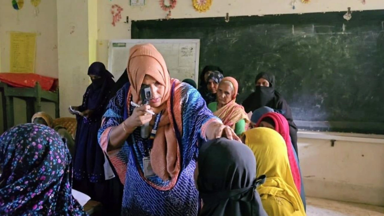 জামায়াত প্রার্থীর ফ্রি চক্ষু ক্যাম্পে চিকিৎসা পেলো ৫ শতাধিক মানুষ