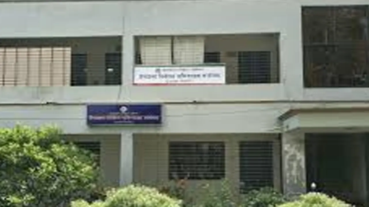 টাঙ্গাইলে নির্বাচন অফিস