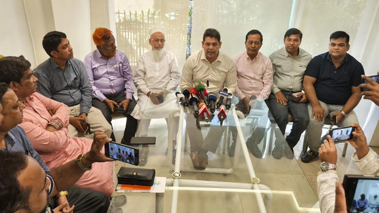 মোস্তাফিজুর রহমান ভূঁইয়া দিপু। 