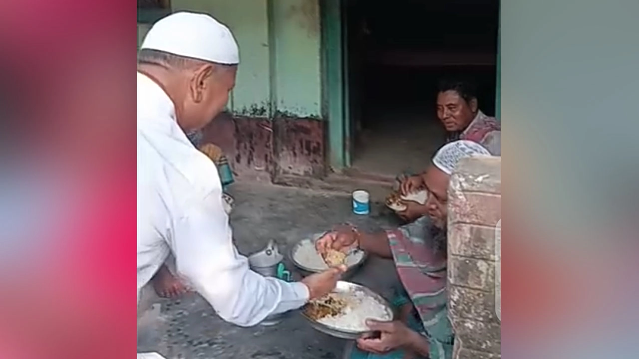 গণসংযোগে আনোয়ারুল ইসলাম চান 