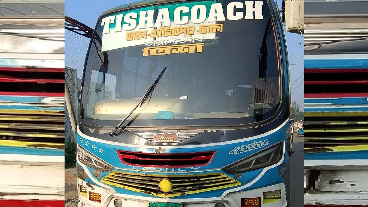 কিশোরগঞ্জে বাসে আগুন