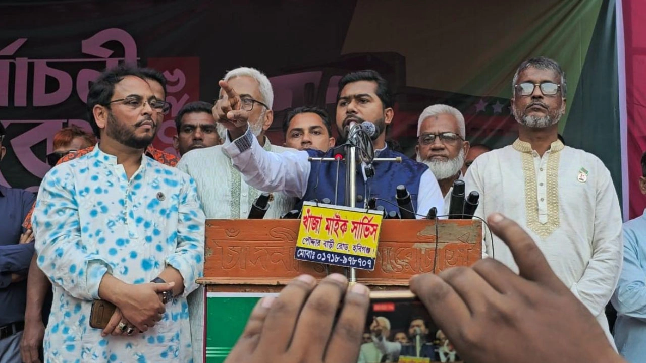 গণঅধিকার পরিষদের কেন্দ্রীয় সভাপতি নুরুল হক নুর।