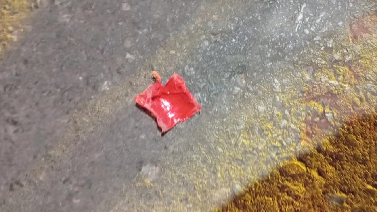 মানিকগঞ্জে ককটেল বিস্ফোরণ