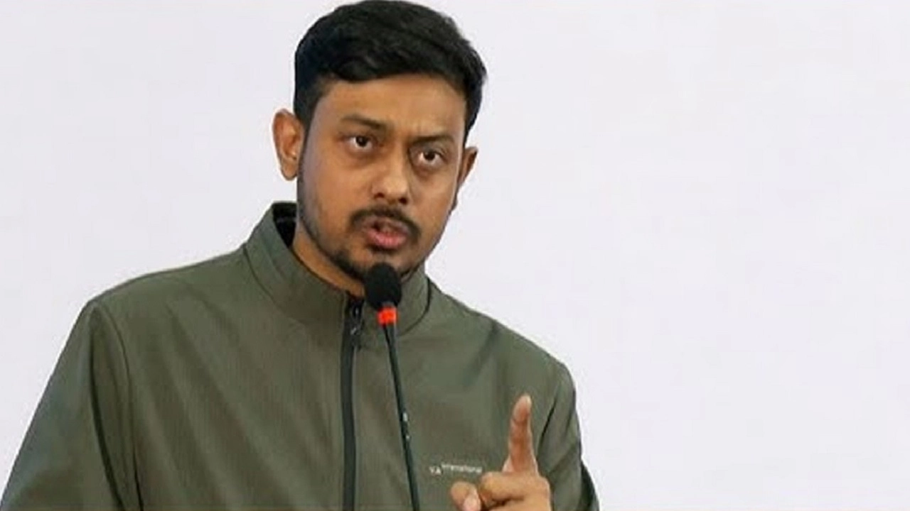 এনসিপির মূখ্য সমন্বয়ক নাসিরুদ্দিন পাটোয়ারী।