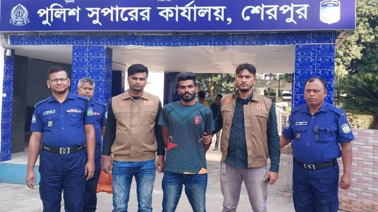 আসামী ফজলু গ্রেপ্তার