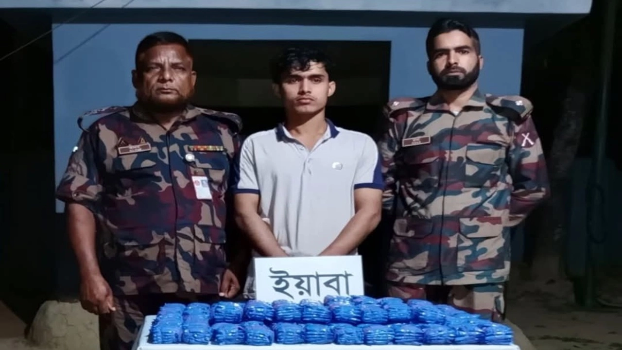 সাদেক দীর্ঘদিন ধরে রোহিঙ্গা শীর্ষ মাদকচক্রের এজেন্ট হিসেবে কাজ করছে