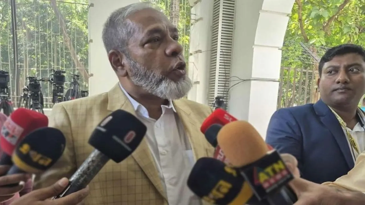 হাসিনার আইনজীবী মো. আমির হোসেন