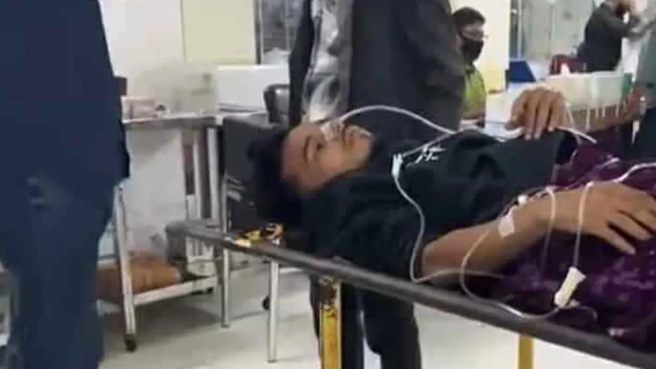 আহত রিকশাচালক আরিফুল